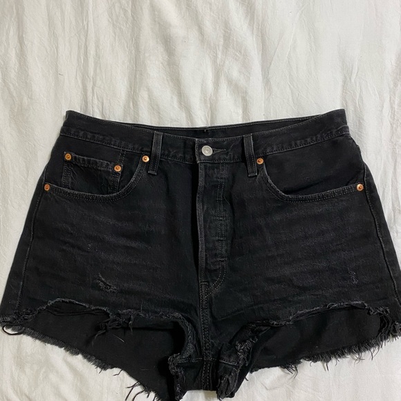 Levi's Women's 501, Size 31, Wise Up (Waterless) Great condition - Picture 3 of 5